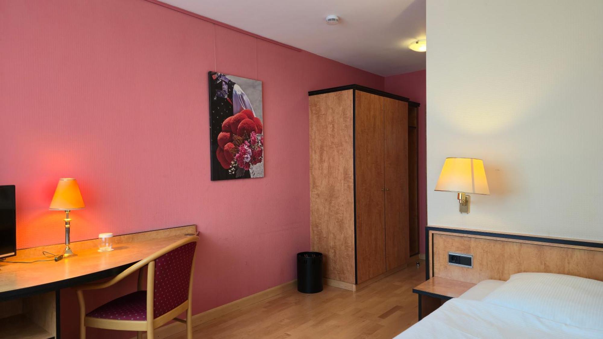 Boardinghouse Sonne Hotel ออฟเฟนบูร์ก ห้อง รูปภาพ
